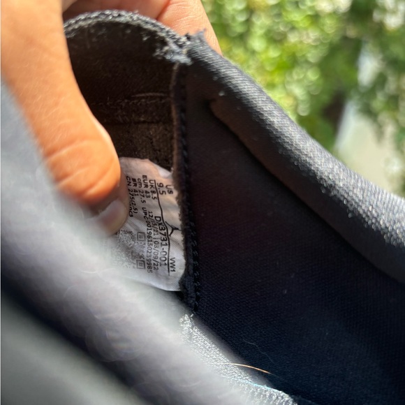 2022 Air Jordan 11 CMFT Low “Space Jam” - Picture 6 of 14